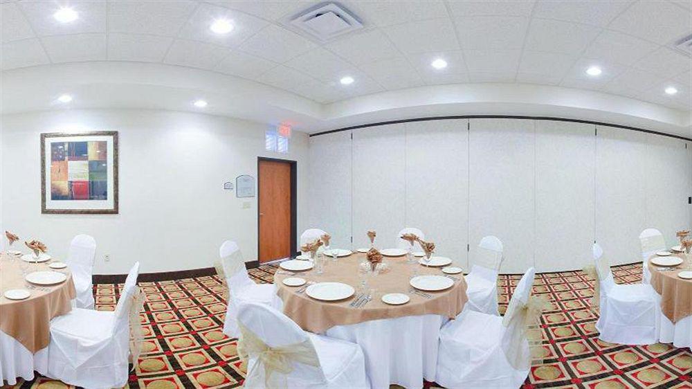 Holiday Inn Express Dumfries-Quantico By Ihg Екстер'єр фото