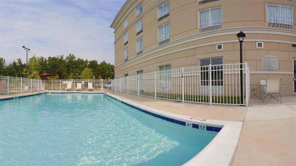 Holiday Inn Express Dumfries-Quantico By Ihg Екстер'єр фото